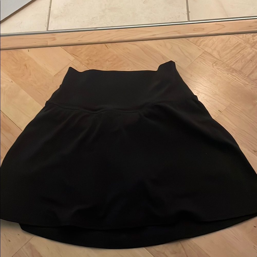 Lululemon Athletica Black Asymmetrical Mini Skater Skirt